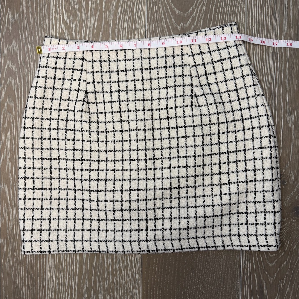 Chic Black and White Checkered Skirt - Picture 3 of 7